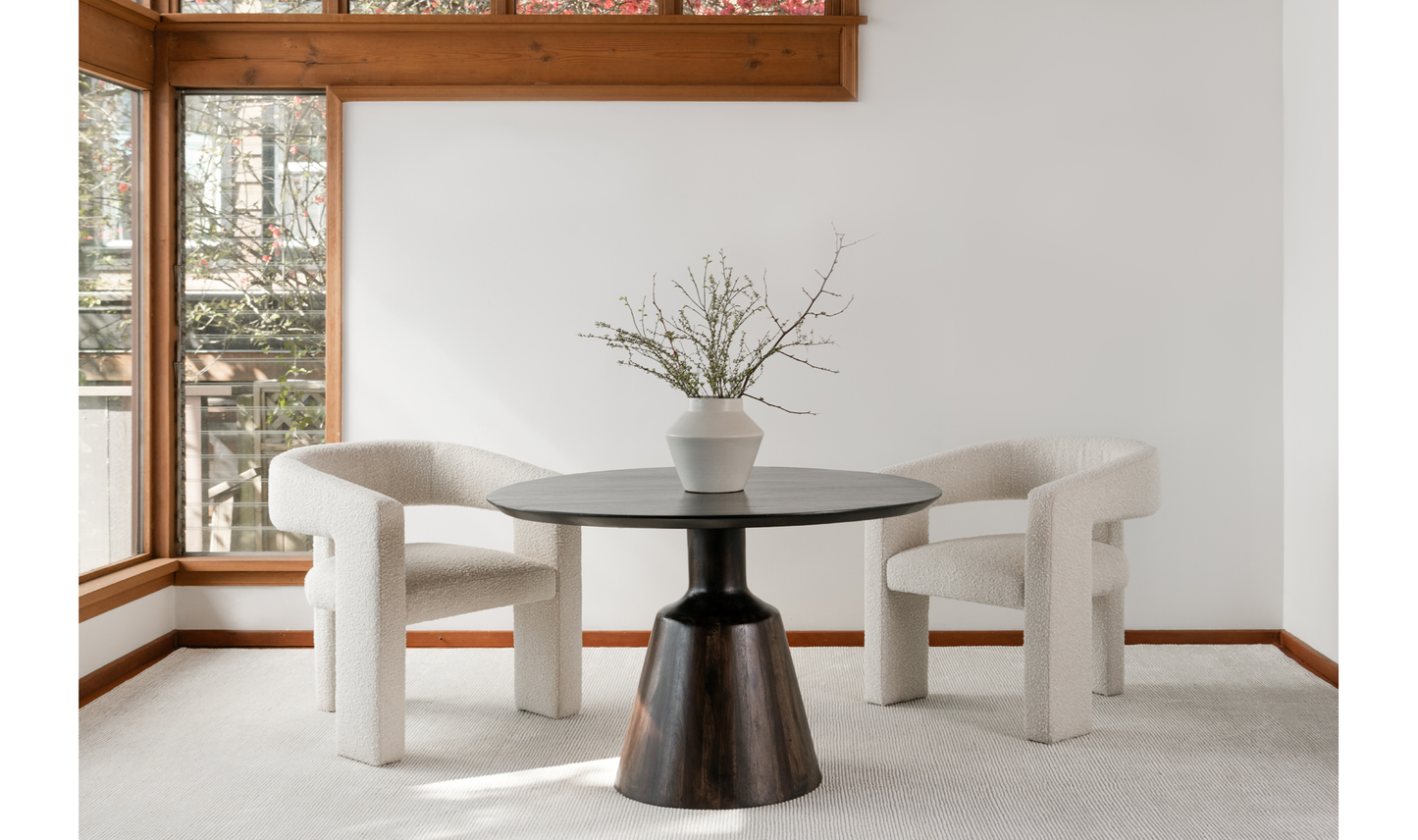 Elo Chair White