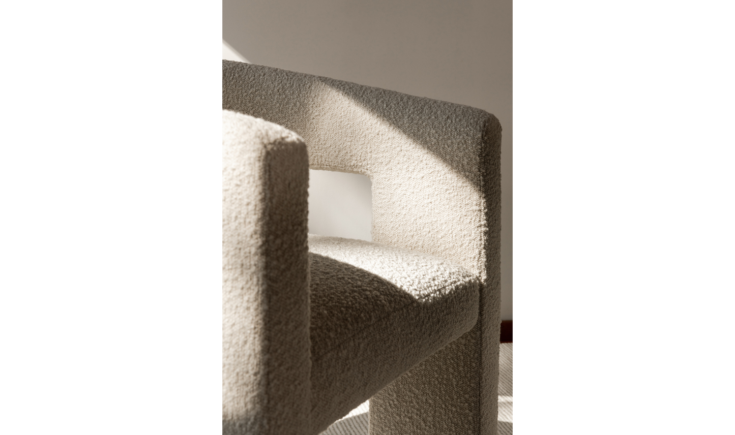 Elo Chair White