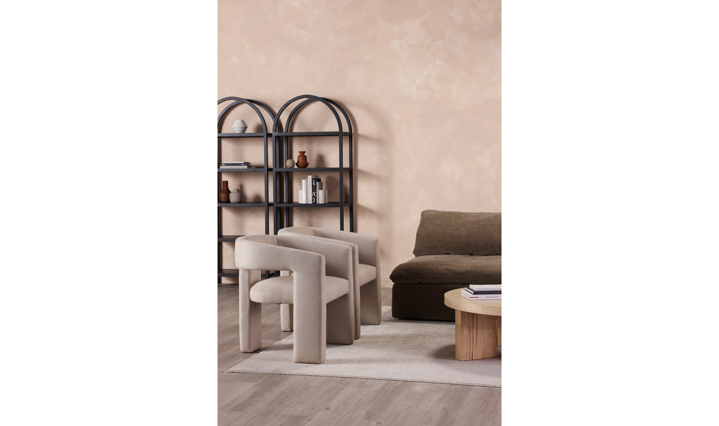 Elo Chair Studio Canvas